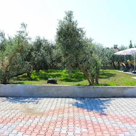 Stone House * فتحية